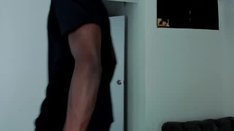 Dylan Taylor online show from 09.11.25