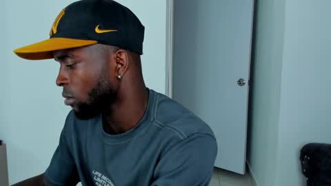 Dylan Taylor online show from 09.21.25