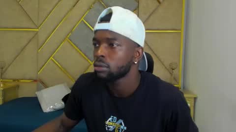 Dylan Taylor online show from 10.21.25