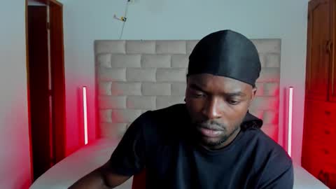 Dylan Taylor online show from 02.12.26