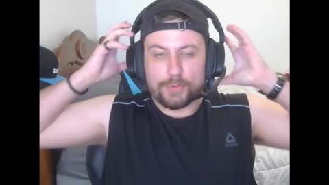 dylboi47 online show from 10.13.25