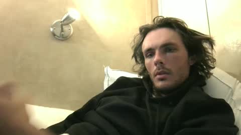 Snapshot of dylp400 chatting on 12.07.24 dylp400 online show from 12.07.24