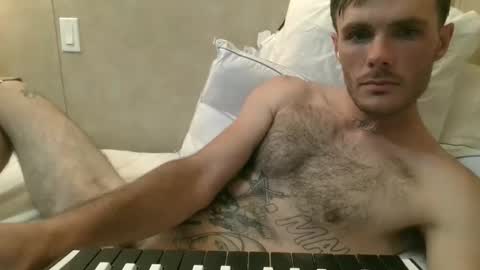 Snapshot of dylp400 chatting on 01.02.25 dylp400 online show from 01.02.25