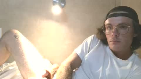 Snapshot of dylp400 chatting on 09.08.25 dylp400 online show from 09.08.25