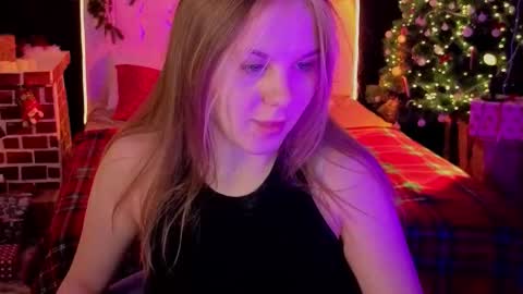 Snapshot of dyna_bae chatting on 12.16.25 Dyna online show from 12.16.25