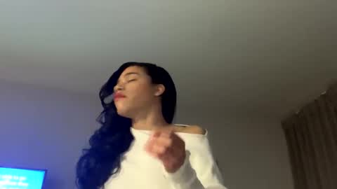 Snapshot of dynasty313 chatting on 01.08.25 Dynasty online show from 01.08.25