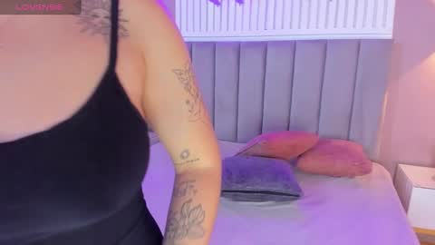 Juana online show from 02.04.25