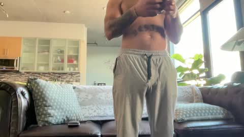 Snapshot of e13ven11 chatting on 01.10.25 Formally known as Virus of Life online show from 01.10.25