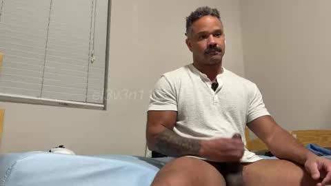 Snapshot of e13ven11 chatting on 10.26.25 Formally known as Virus of Life online show from 10.26.25