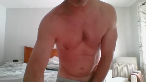 Snapshot of e3smith chatting on 01.26.25 e3smith online show from 01.26.25