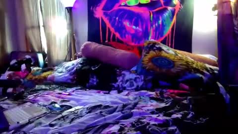 Kryztal Klear Jaxx online show from 02.17.25