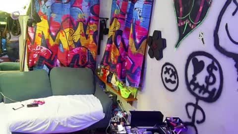 Kryztal Klear Jaxx online show from 02.22.25