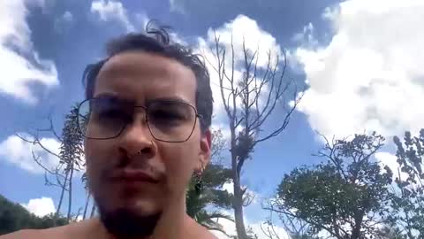 eaquintero629 online show from 01.22.25