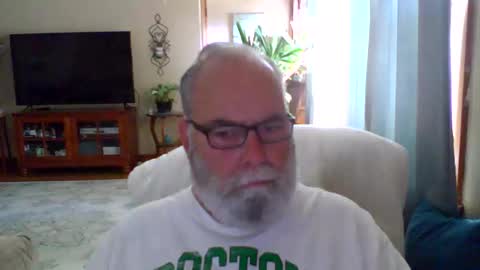 Snapshot of earl52 chatting on 06.09.26 earl52 online show from 06.09.26