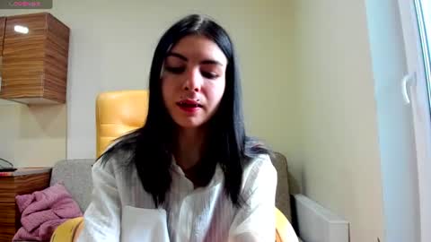 Snapshot of earthadobb chatting on 07.12.26 Emma online show from 07.12.26
