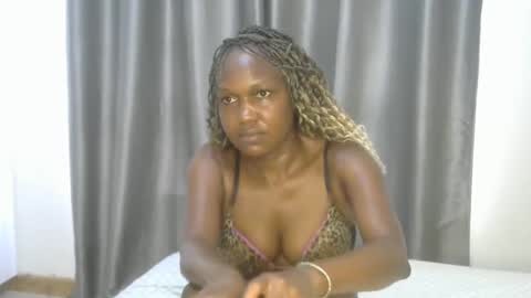 east_queen online show from 01.08.25