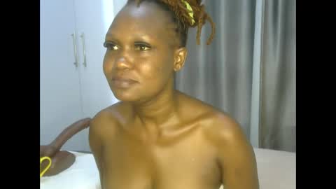 east_queen online show from 03.09.25