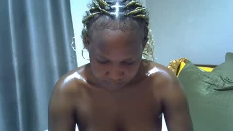 east_queen online show from 12.16.25