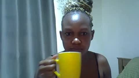 east_queen online show from 12.17.25