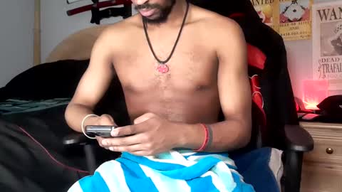 Snapshot of easybreezy20 chatting on 01.17.25 TWITTER INSTAGRAM easybreezy20 ONLINE 1230 AM TO 7AM online show from 01.17.25