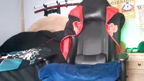 Snapshot of easybreezy20 chatting on 02.17.25 TWITTER INSTAGRAM easybreezy20 ONLINE 1230 AM TO 7AM online show from 02.17.25