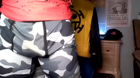 Snapshot of easybreezy20 chatting on 03.10.25 TWITTER INSTAGRAM easybreezy20 ONLINE 1230 AM TO 7AM online show from 03.10.25