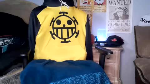 Snapshot of easybreezy20 chatting on 03.11.25 TWITTER INSTAGRAM easybreezy20 ONLINE 1230 AM TO 7AM online show from 03.11.25