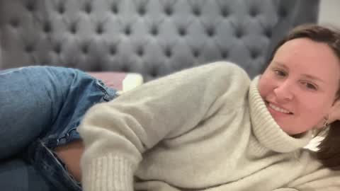 Snapshot of eatmypie69 chatting on 01.21.25 Nadia Ferreira  online show from 01.21.25