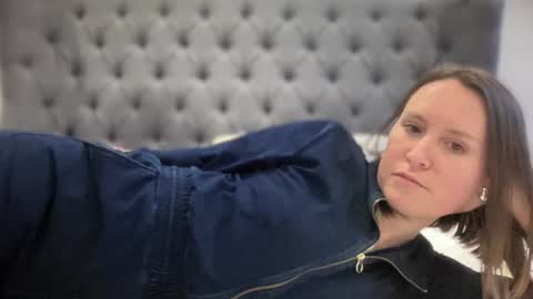 Snapshot of eatmypie69 chatting on 01.26.25 Nadia Ferreira  online show from 01.26.25