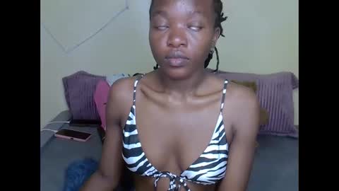 Snapshot of eboniana chatting on 03.02.25 eboniana online show from 03.02.25