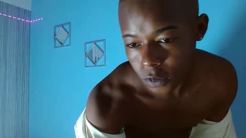 Chris Palaz  online show from 11.06.25