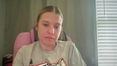 Snapshot of ebony8ivory chatting on 06.20.26 americnbarbie online show from 06.20.26