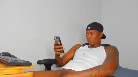 Snapshot of ebony_brandons chatting on 02.14.25 Brandon online show from 02.14.25