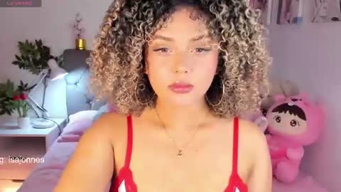 Snapshot of ebony_curly2 chatting on 06.23.26 isa online show from 06.23.26