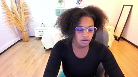 Snapshot of ebony_fantasy2 chatting on 10.09.25 ebony_fantasy2 online show from 10.09.25