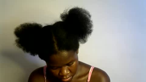 Snapshot of ebony_lynne chatting on 05.10.26 ebony_lynne online show from 05.10.26