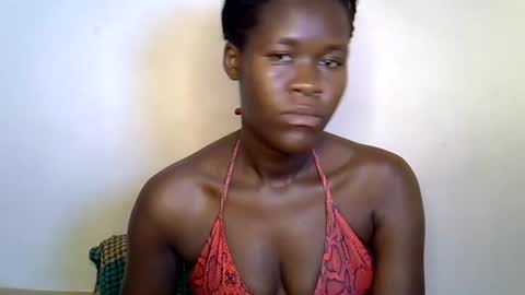 Snapshot of ebony_lynne chatting on 06.18.26 ebony_lynne online show from 06.18.26