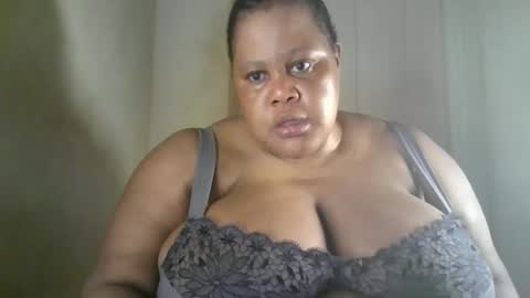 ebony_magixs online show from 09.28.25