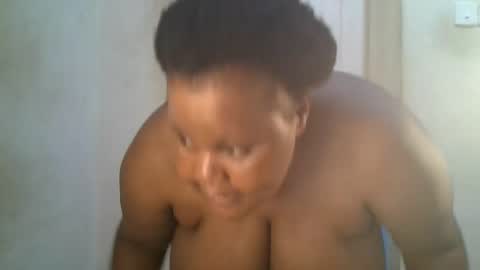 ebony_magixs online show from 09.30.25