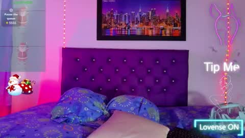 LINA  online show from 12.15.25