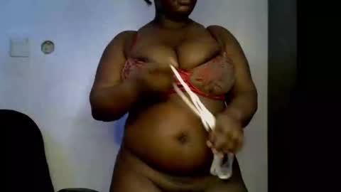 Snapshot of ebony_plumx12 chatting on 01.06.26 Prisy online show from 01.06.26