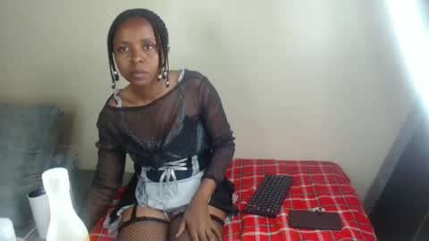 Snapshot of ebony_sluttt chatting on 10.22.25 ebony_sluttt online show from 10.22.25