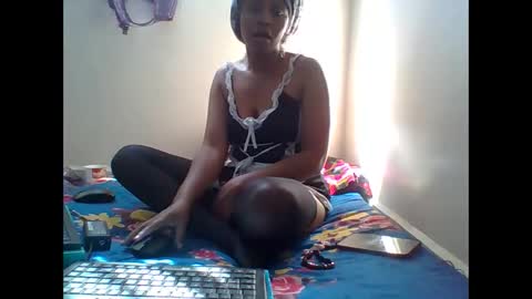 Snapshot of ebony_sluttt chatting on 02.03.26 ebony_sluttt online show from 02.03.26
