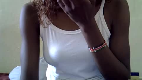 Snapshot of ebonycutegal4 chatting on 05.19.26 MELLEN online show from 05.19.26