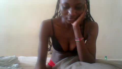 Snapshot of ebonycutegal4 chatting on 06.07.26 MELLEN online show from 06.07.26