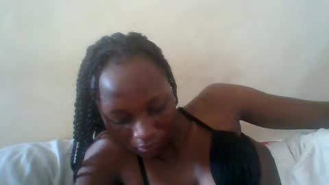 Snapshot of ebonycutegal4 chatting on 07.18.26 MELLEN online show from 07.18.26
