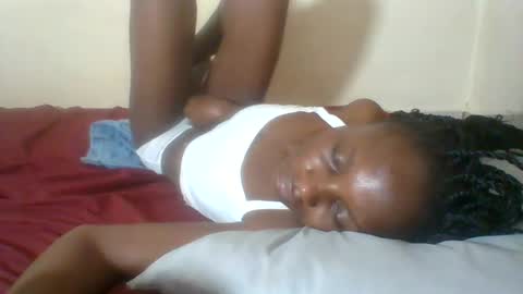 Snapshot of ebonycutegal4 chatting on 07.28.26 MELLEN online show from 07.28.26