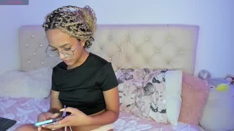 Queen Ebony online show from 02.28.26