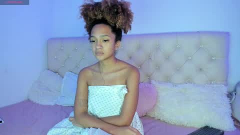 Queen Ebony online show from 05.13.26