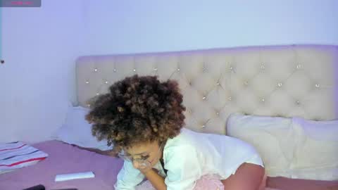 Queen Ebony online show from 06.11.26